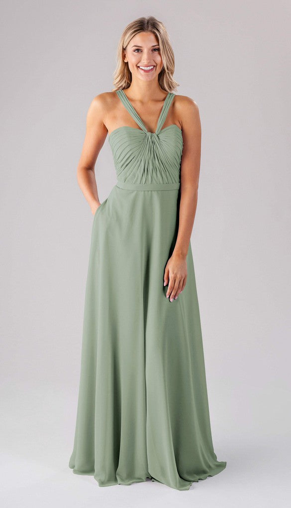 Ivy green 2024 bridesmaid dresses