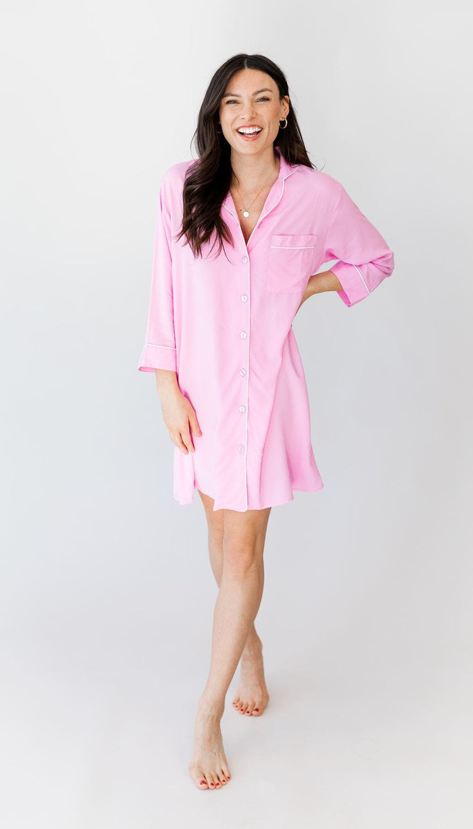 https://www.kennedyblue.com/cdn/shop/products/Kennedy-Blue-Bridesmaid-Sleep-Shirt-Blossom-Pink-1_924x.jpg?v=1674677353